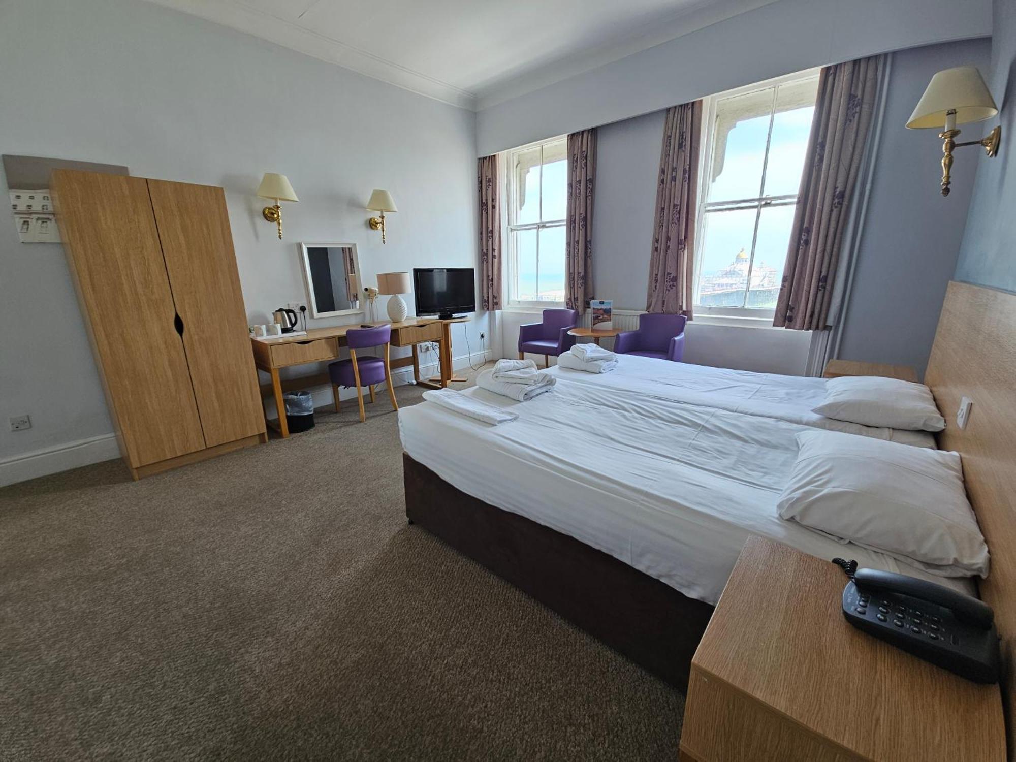 The Burlington Hotel Eastbourne Eksteriør bilde